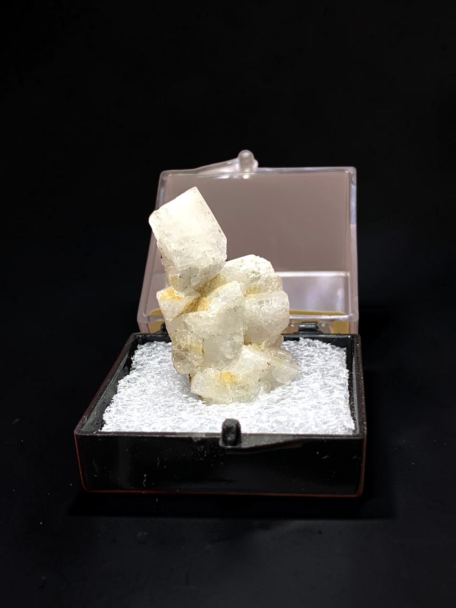 Chabazite, Japan