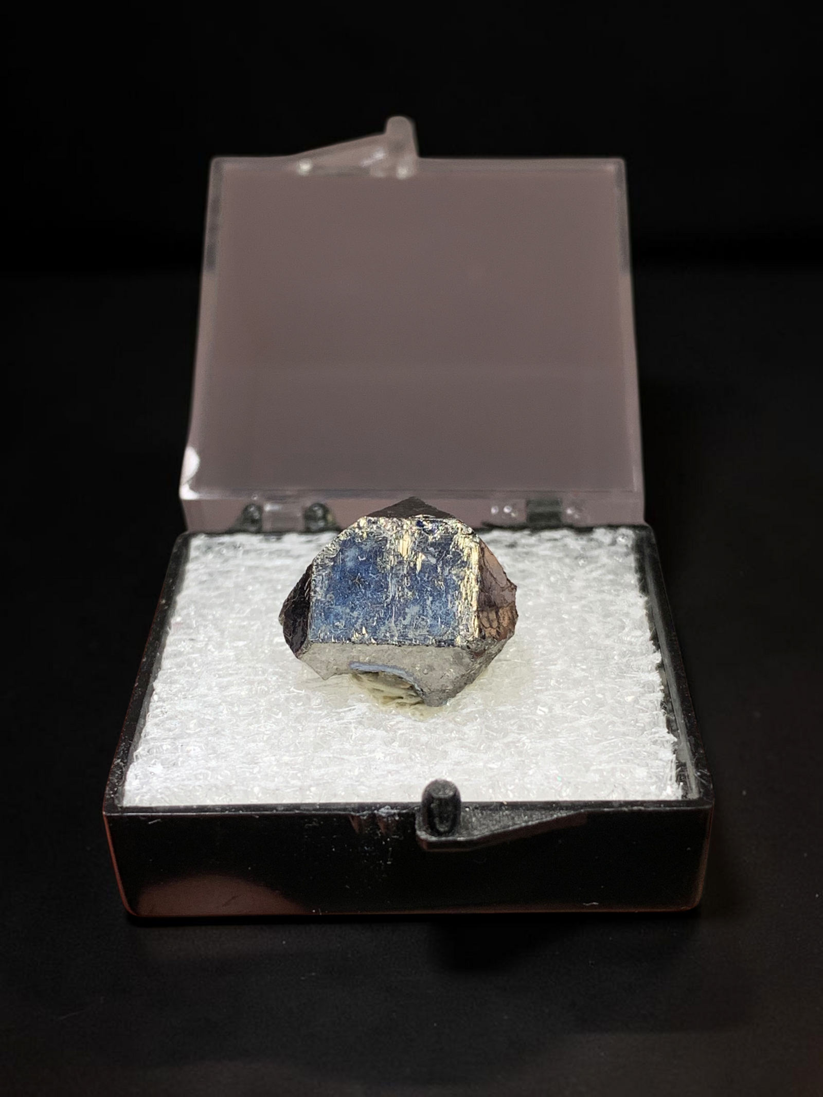 Carrollite, Kamoto Mine, Congo