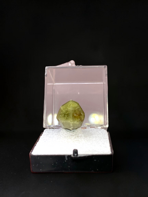 Grossular Garnet, Vilyui River Basin, Russia