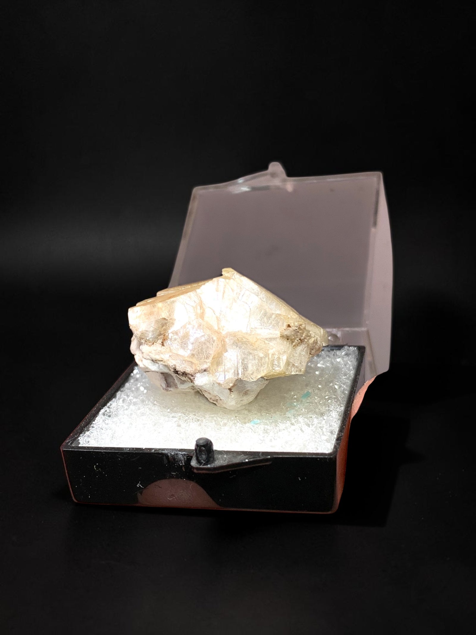 Heulandite, Amethyst Cove, Canada