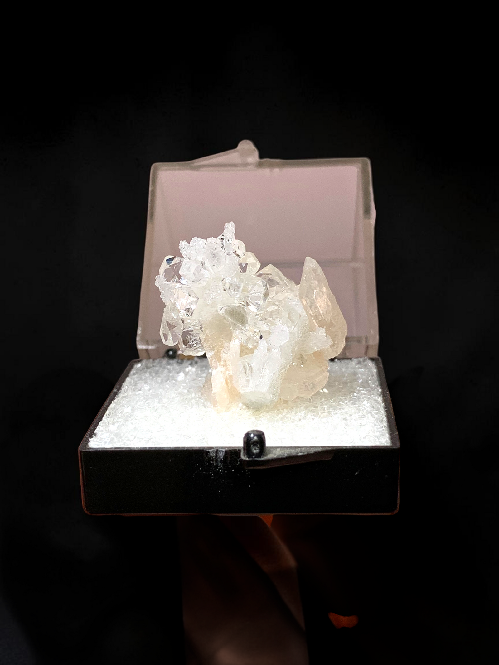 Apophyllite w/ Stilbite, Pashan, India