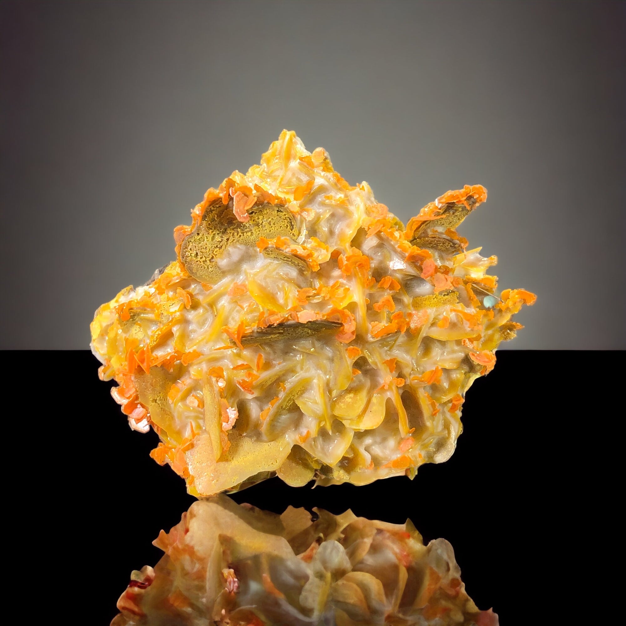 Wulfenite, Xinjiang, China