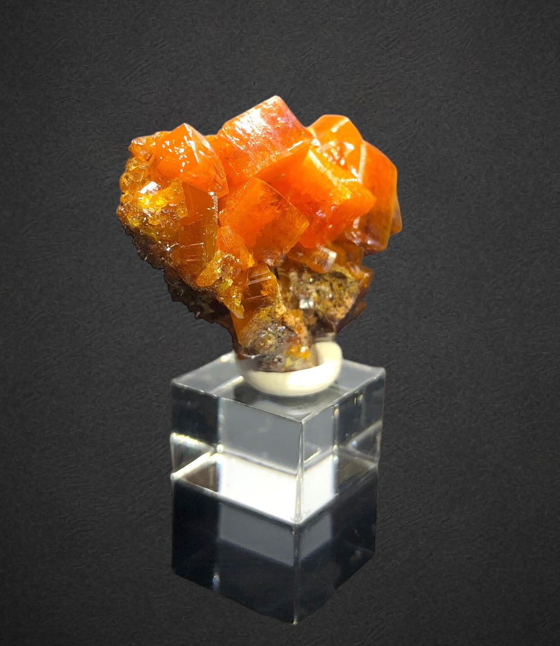 Wulfenite