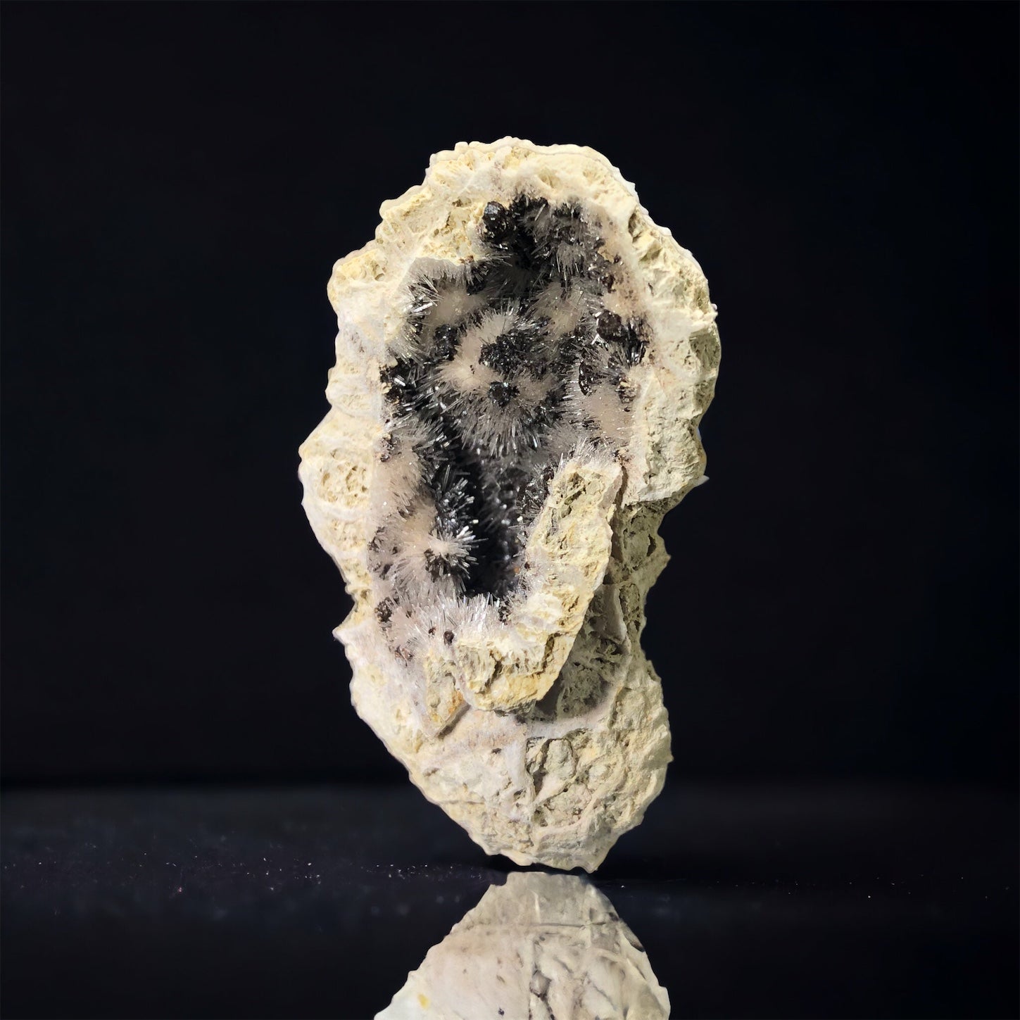 Kutnohorite w/ Aragonite Geode, Italy