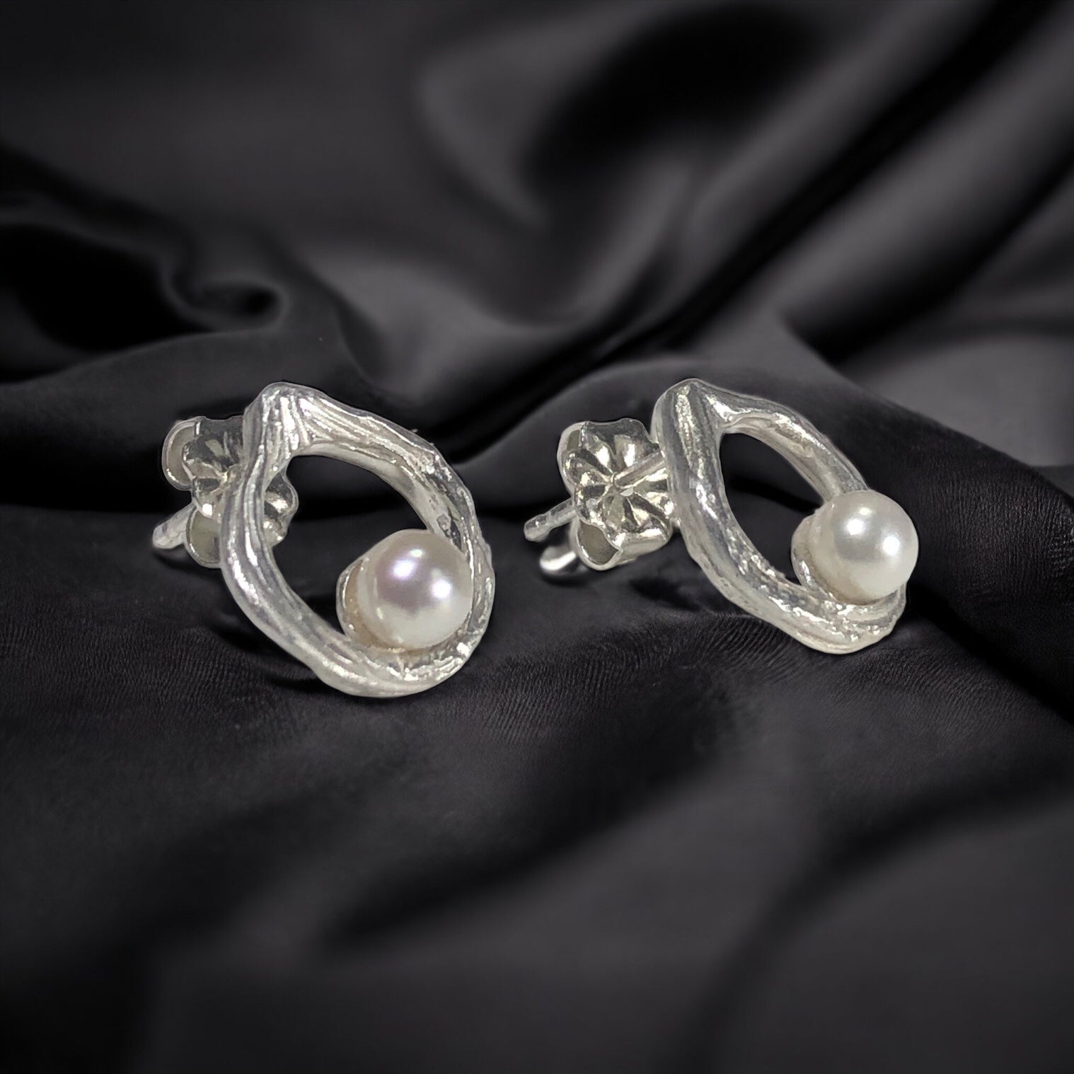 Silver Pearl Earrings