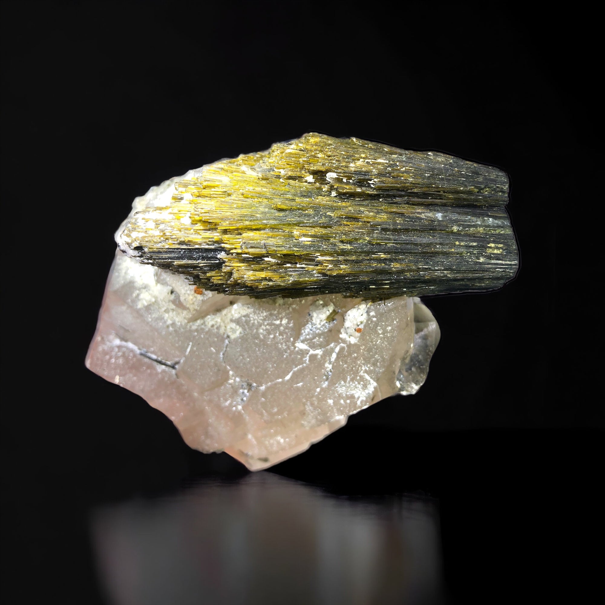 Verdelite Tourmaline w/ Quartz, Aricanga Mine, Brazil