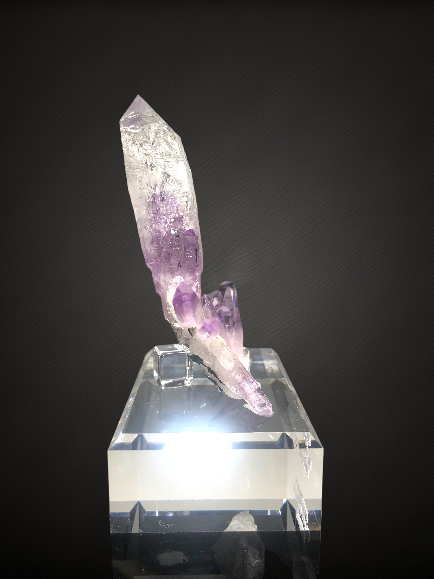 Amethyst w/ custom stand