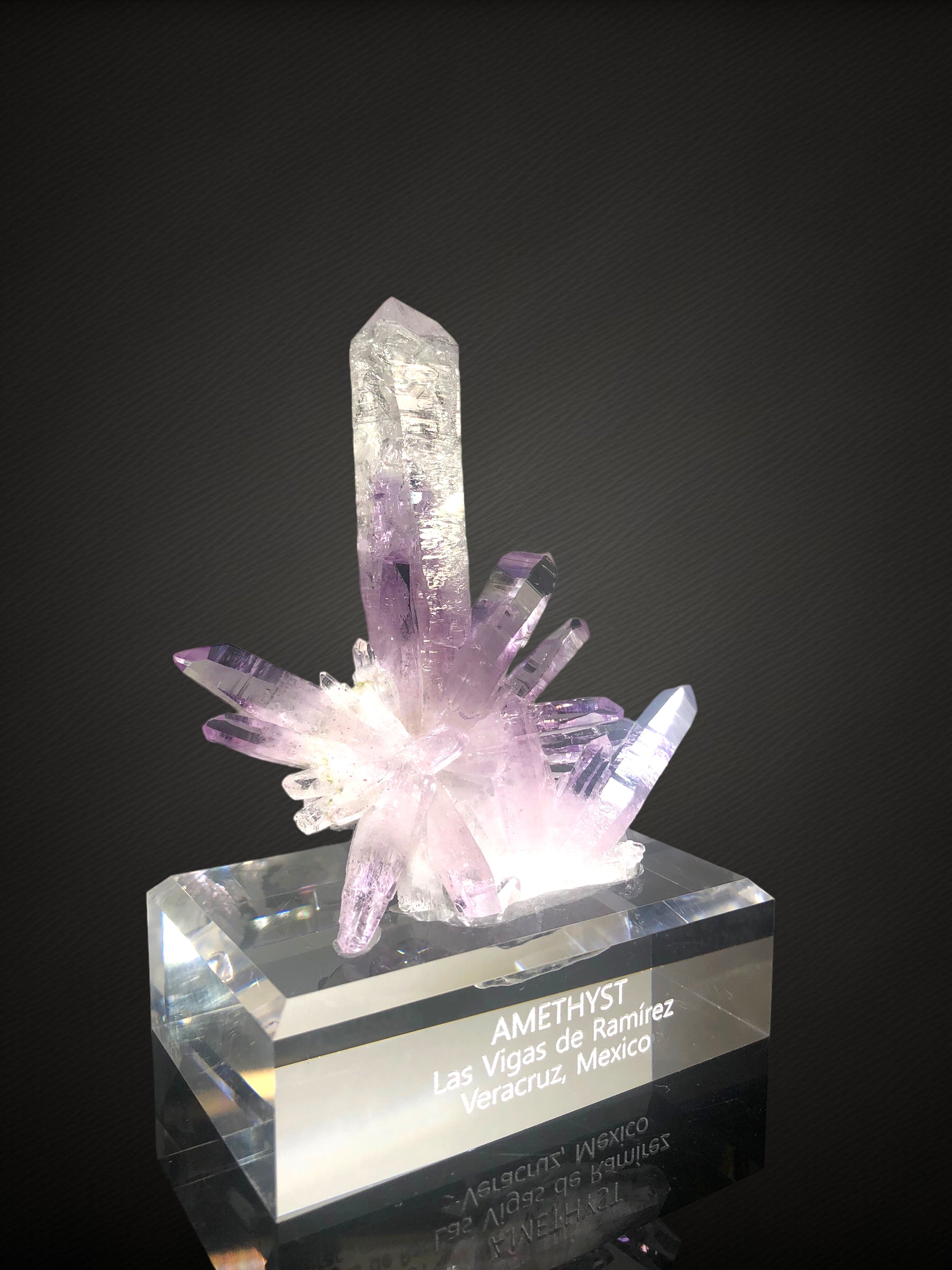 Amethyst w/ custom stand