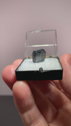 Ferrotantalite, Linoplolis, Brazil