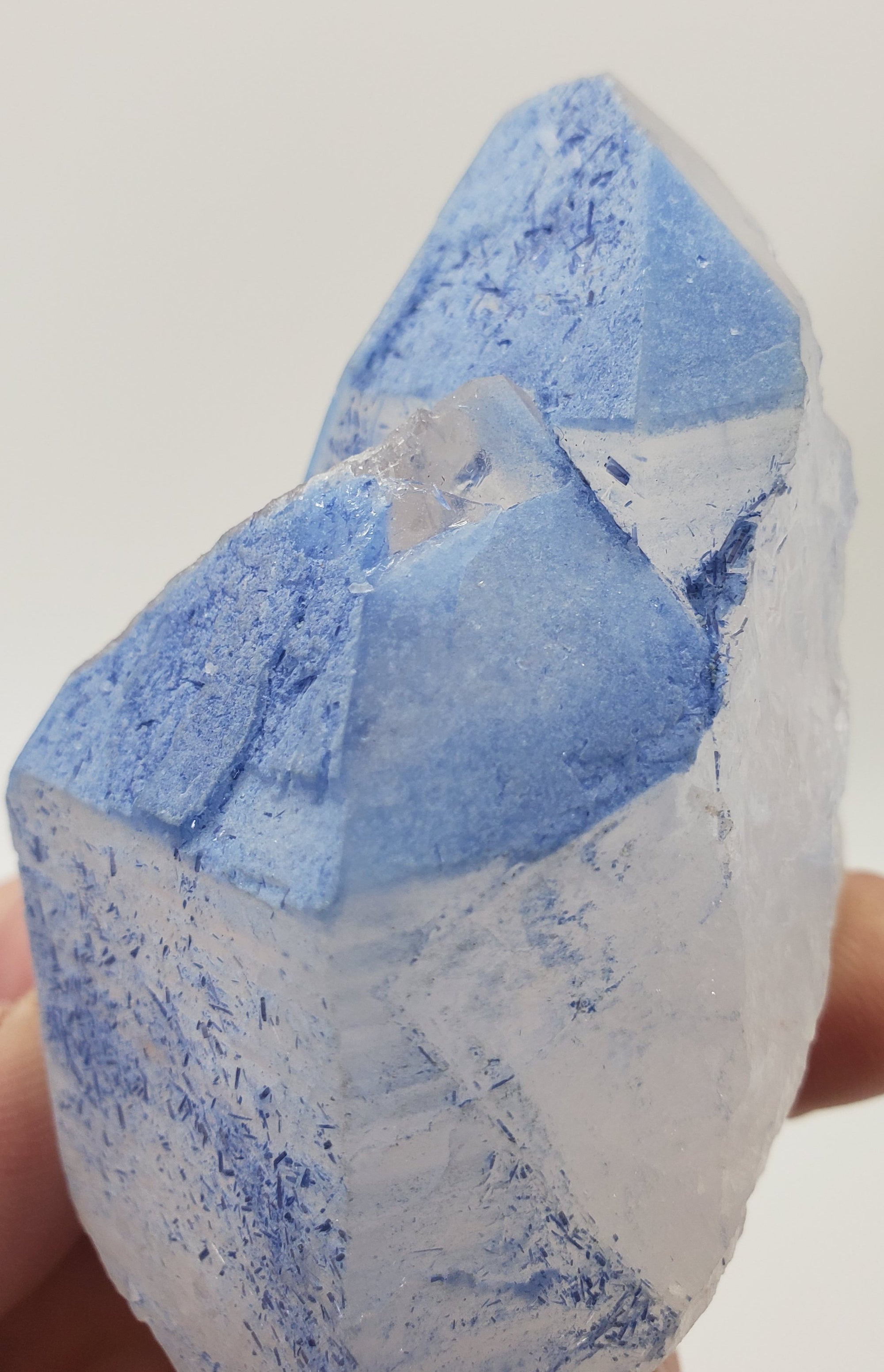 Dumortierite with Quartz