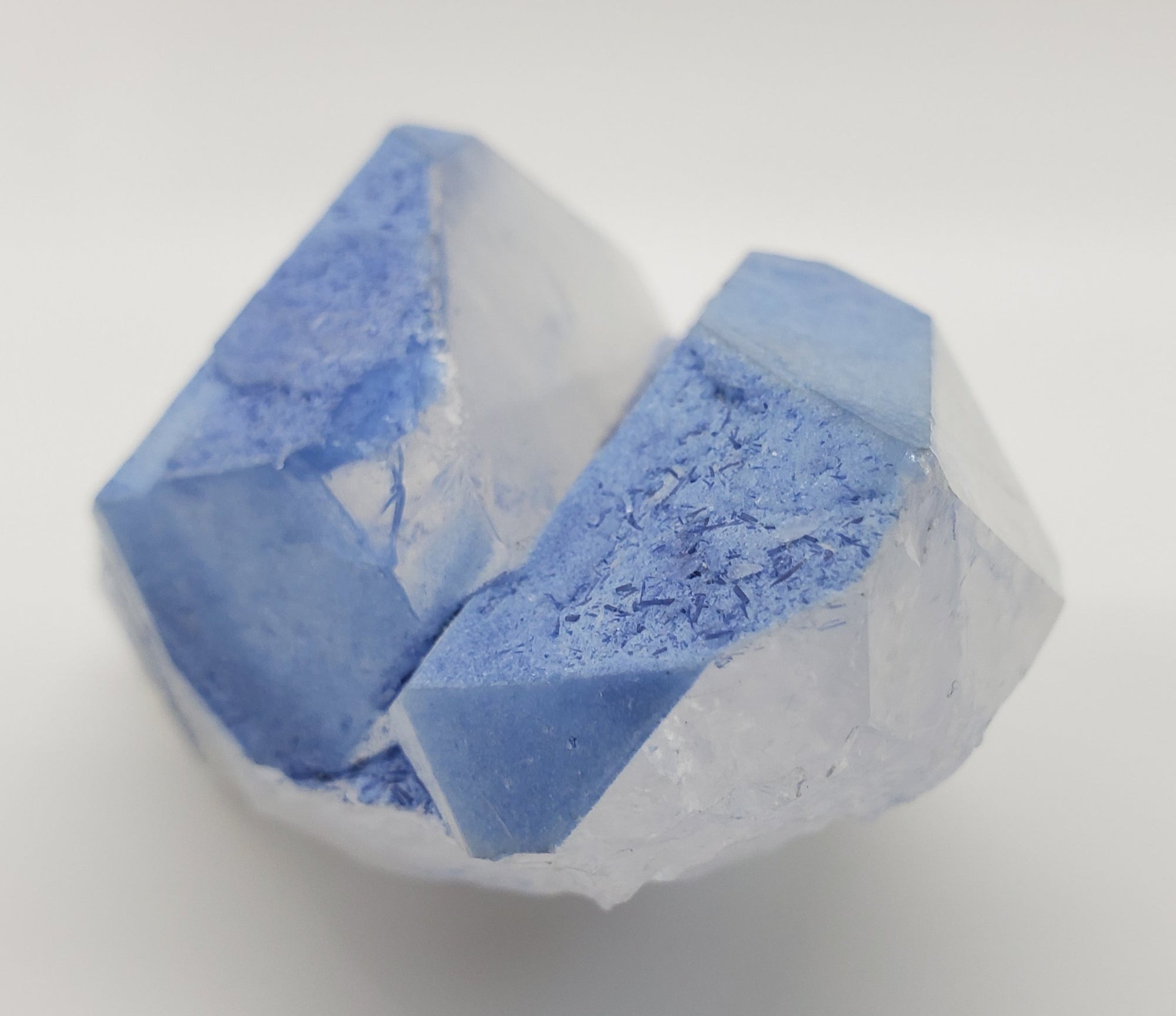 Dumortierite with Quartz