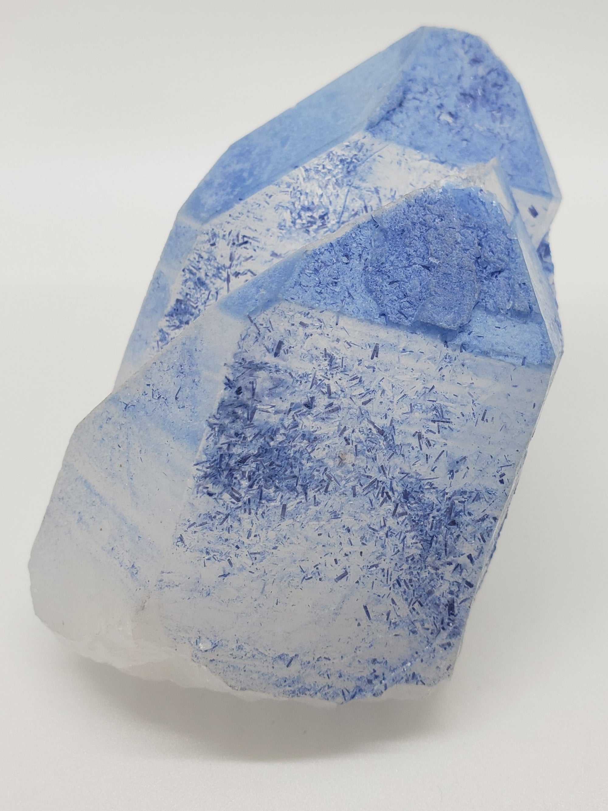 Dumortierite with Quartz