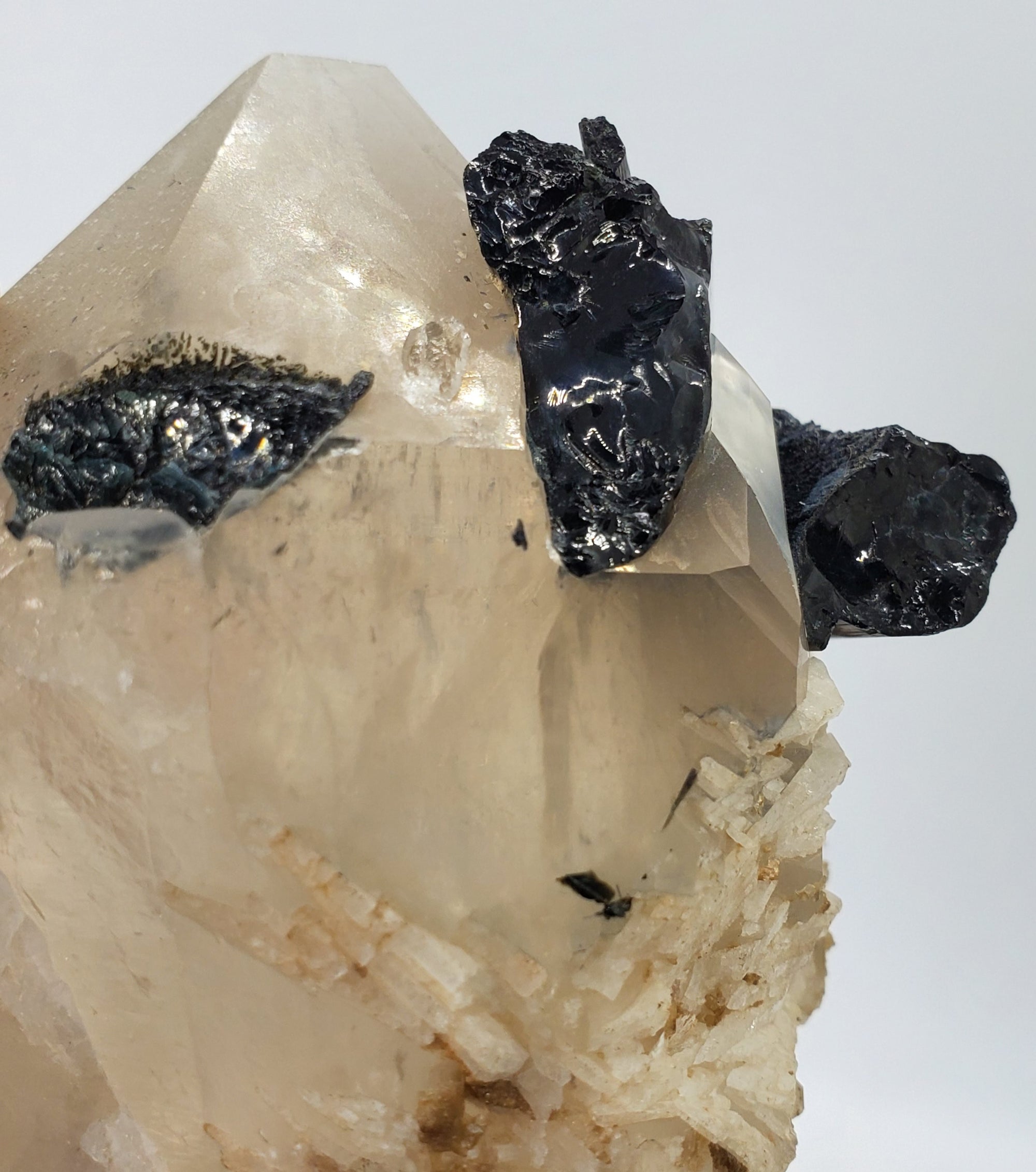 Quartz w/ Schorl Tourmaline
