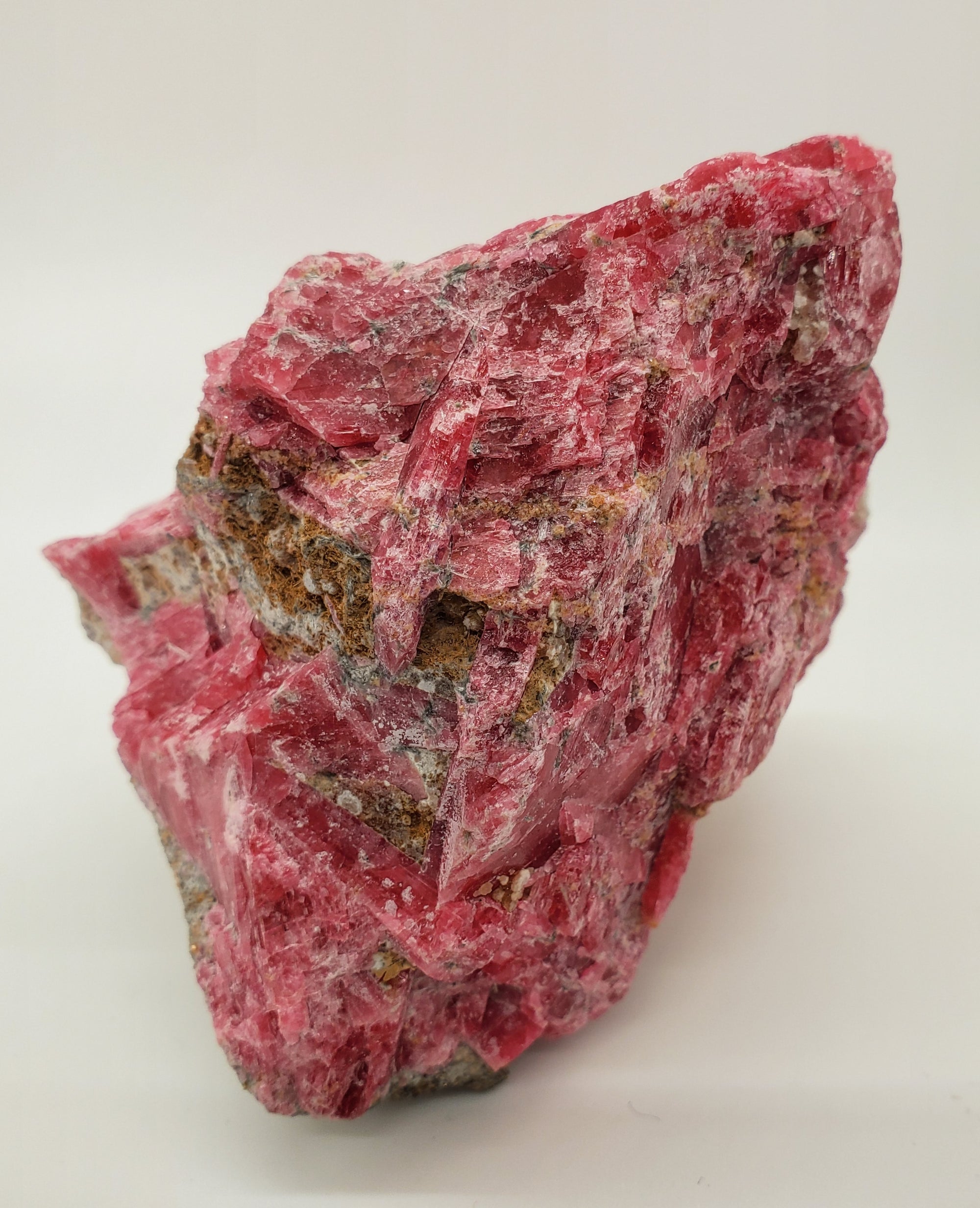 Rhodonite, Brasil