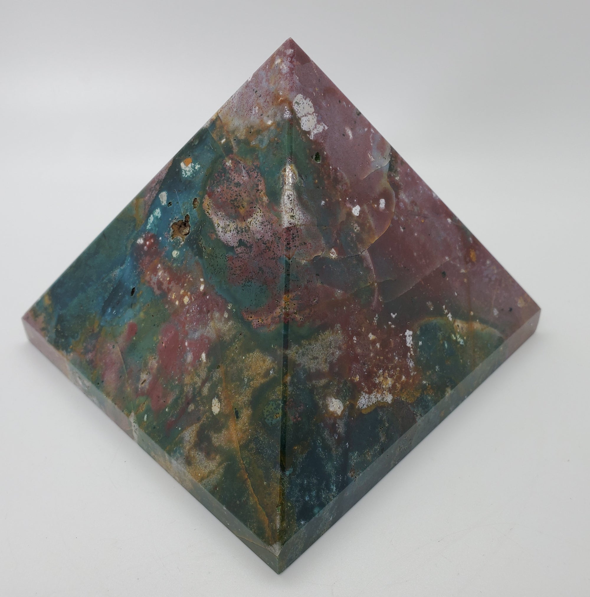Bloodstone Pyramid, 3lbs