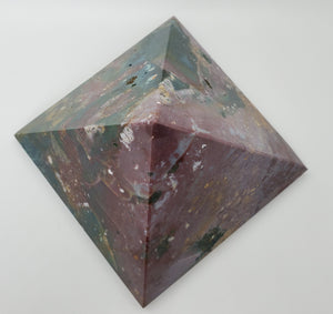 Bloodstone Pyramid, 3lbs