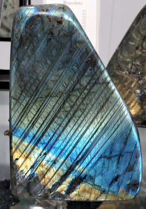 Labradorite Free Form, Madagascar