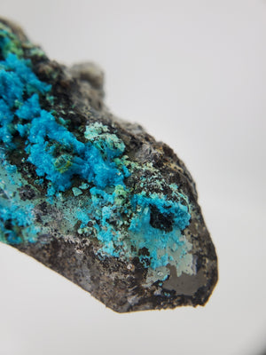 Chrysocolla over Quartz from Peru