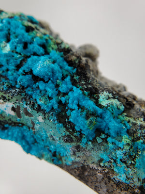 Chrysocolla over Quartz from Peru