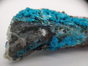 Chrysocolla over Quartz from Peru