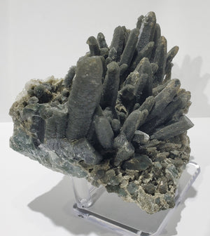 Quartz w/ Hedenbergite (Inner Mongolia)