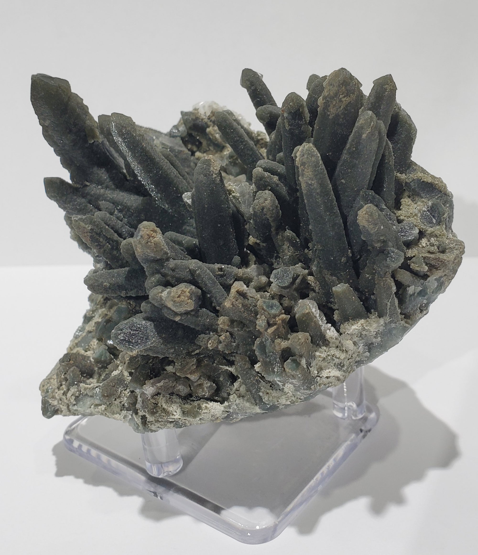 Quartz w/ Hedenbergite (Inner Mongolia)