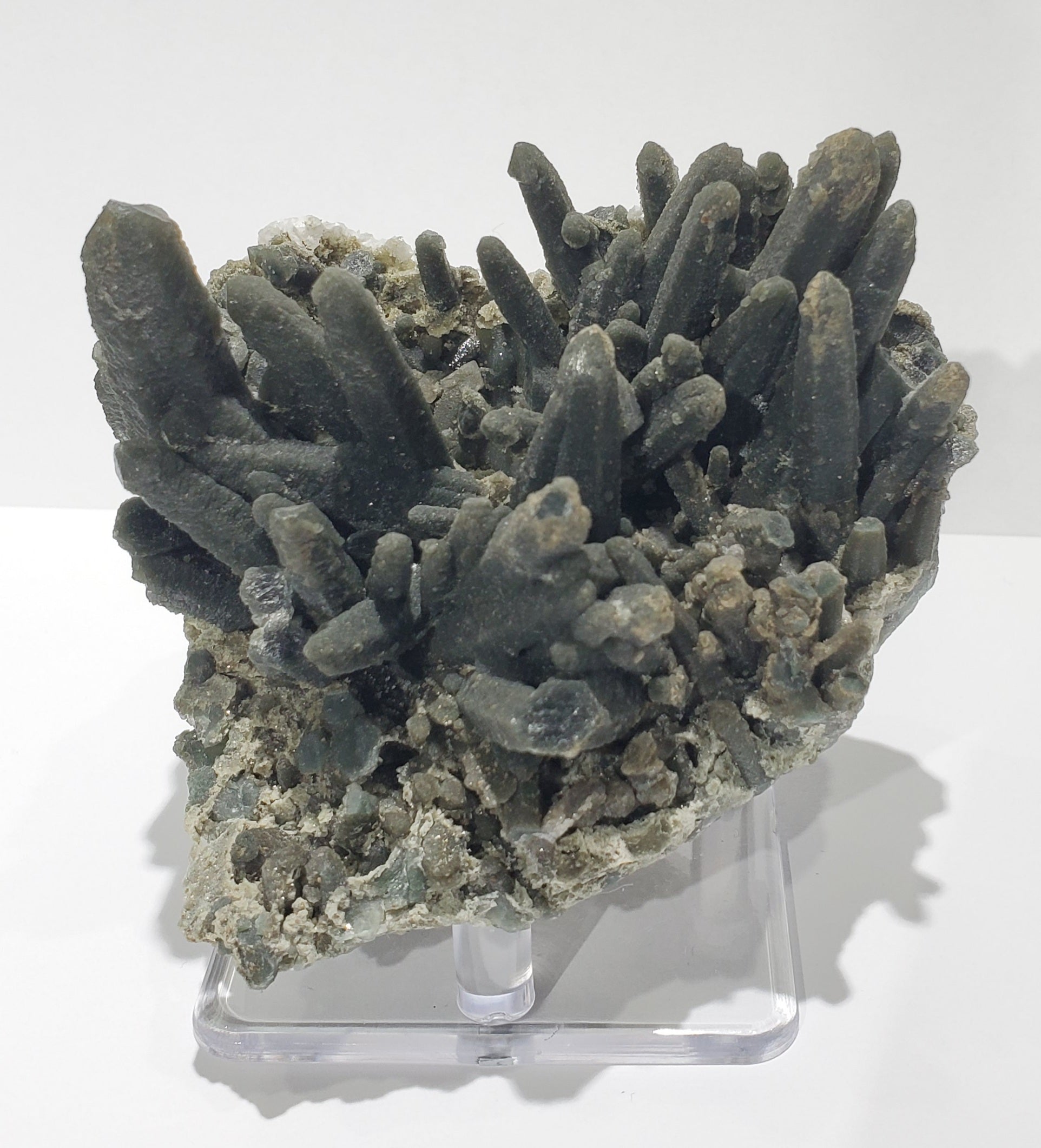 Quartz w/ Hedenbergite (Inner Mongolia)