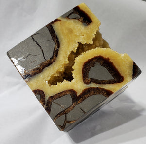 Septarian Cube, Utah