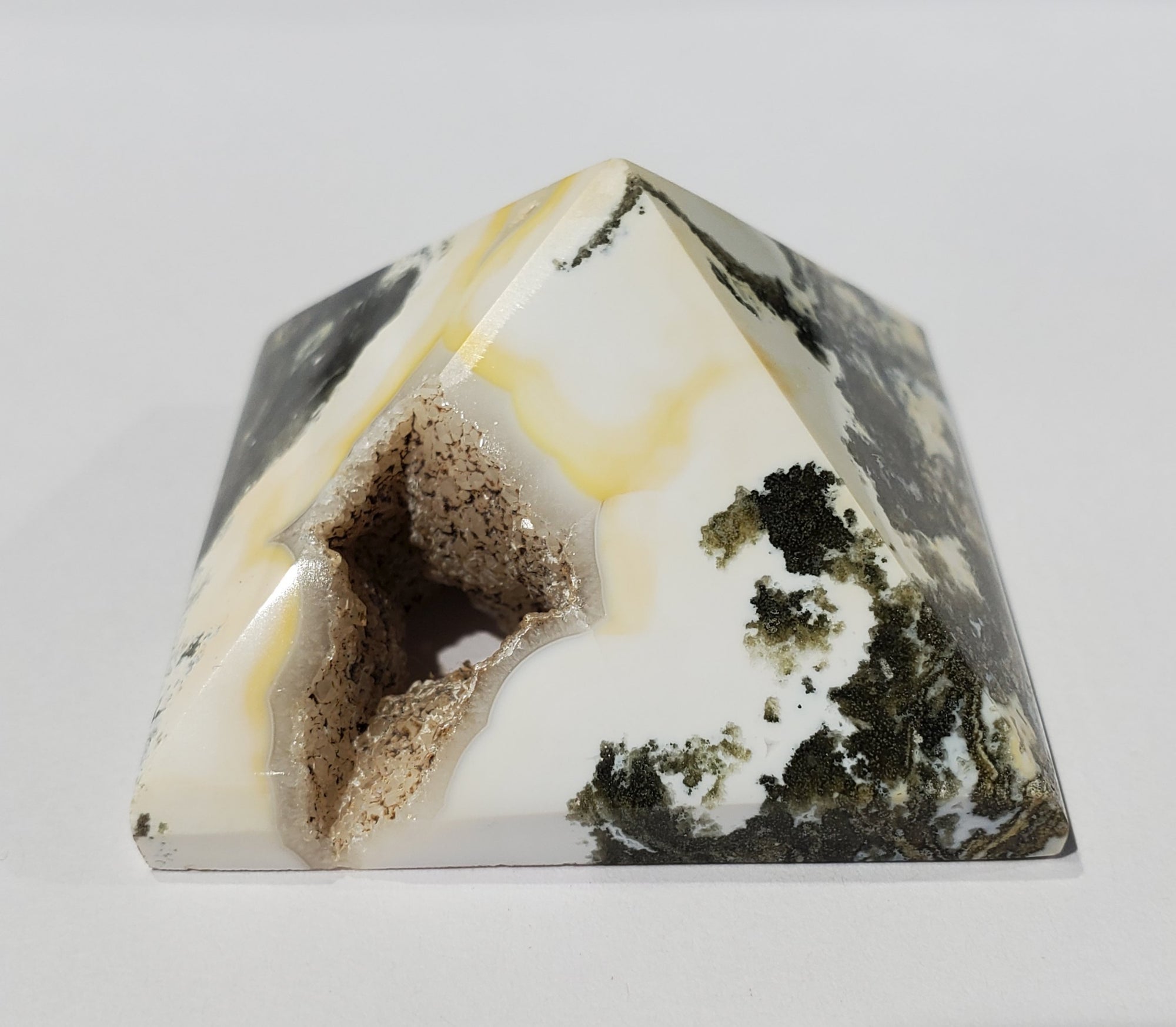 Ocean Jasper Pyramid, Madagascar