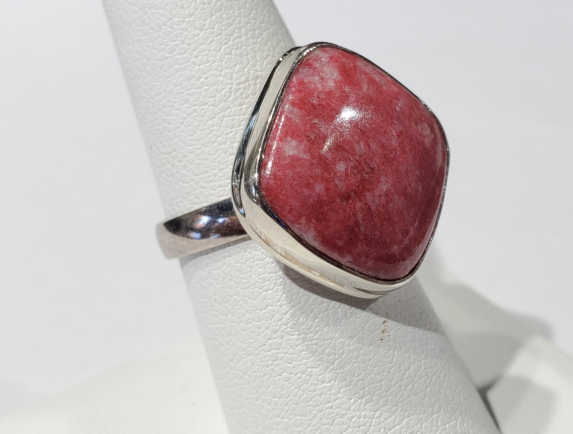 Thulite Ring