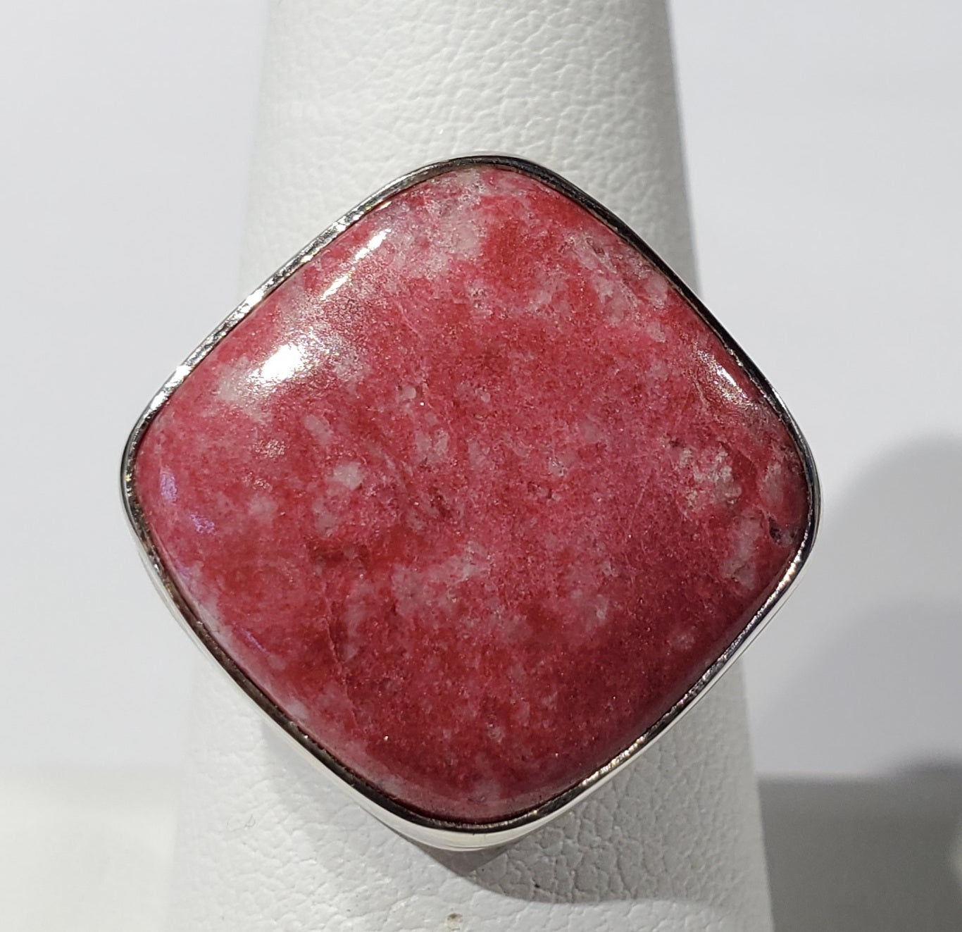 Thulite Ring