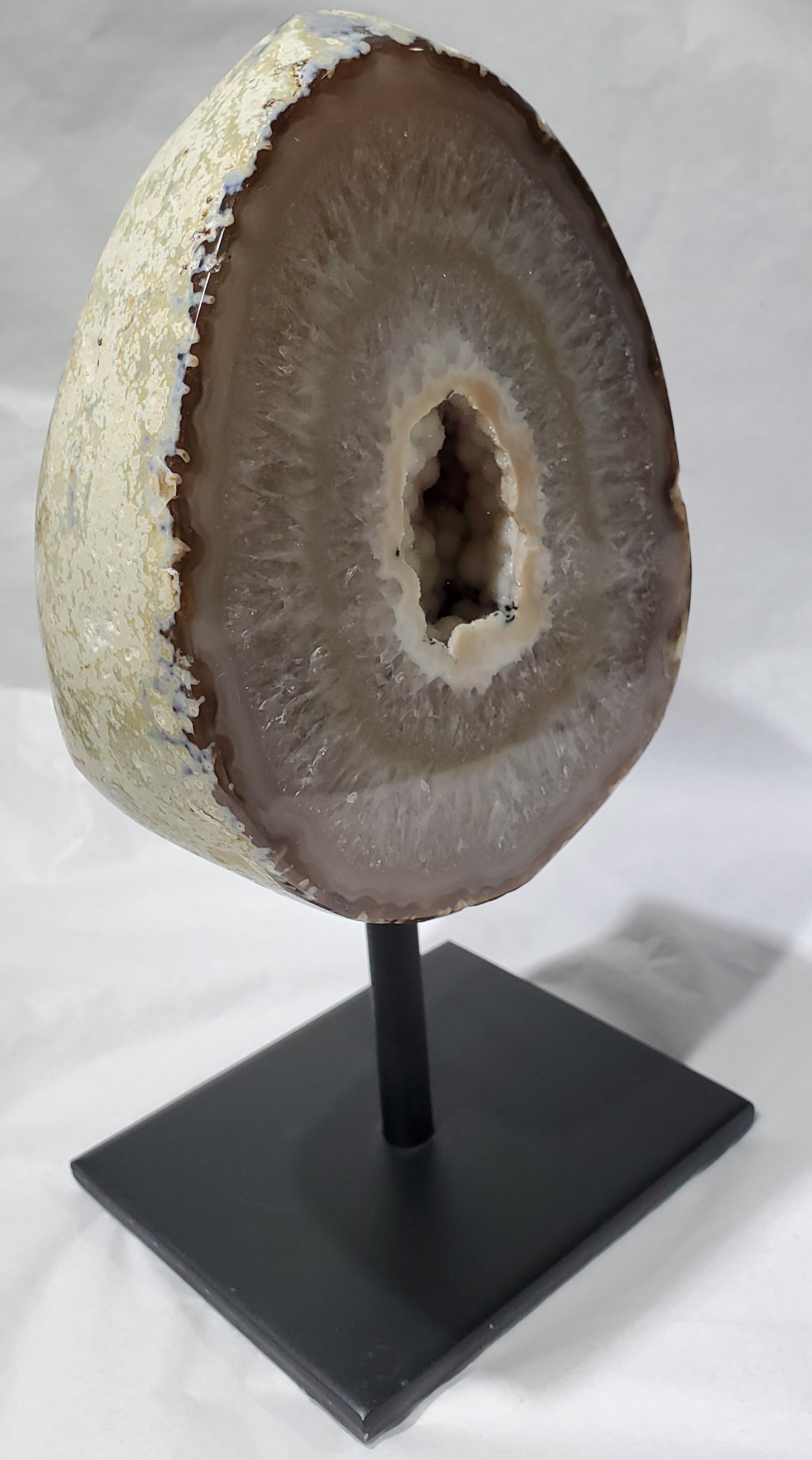 Geode on Custom Metal Stand, Brasil