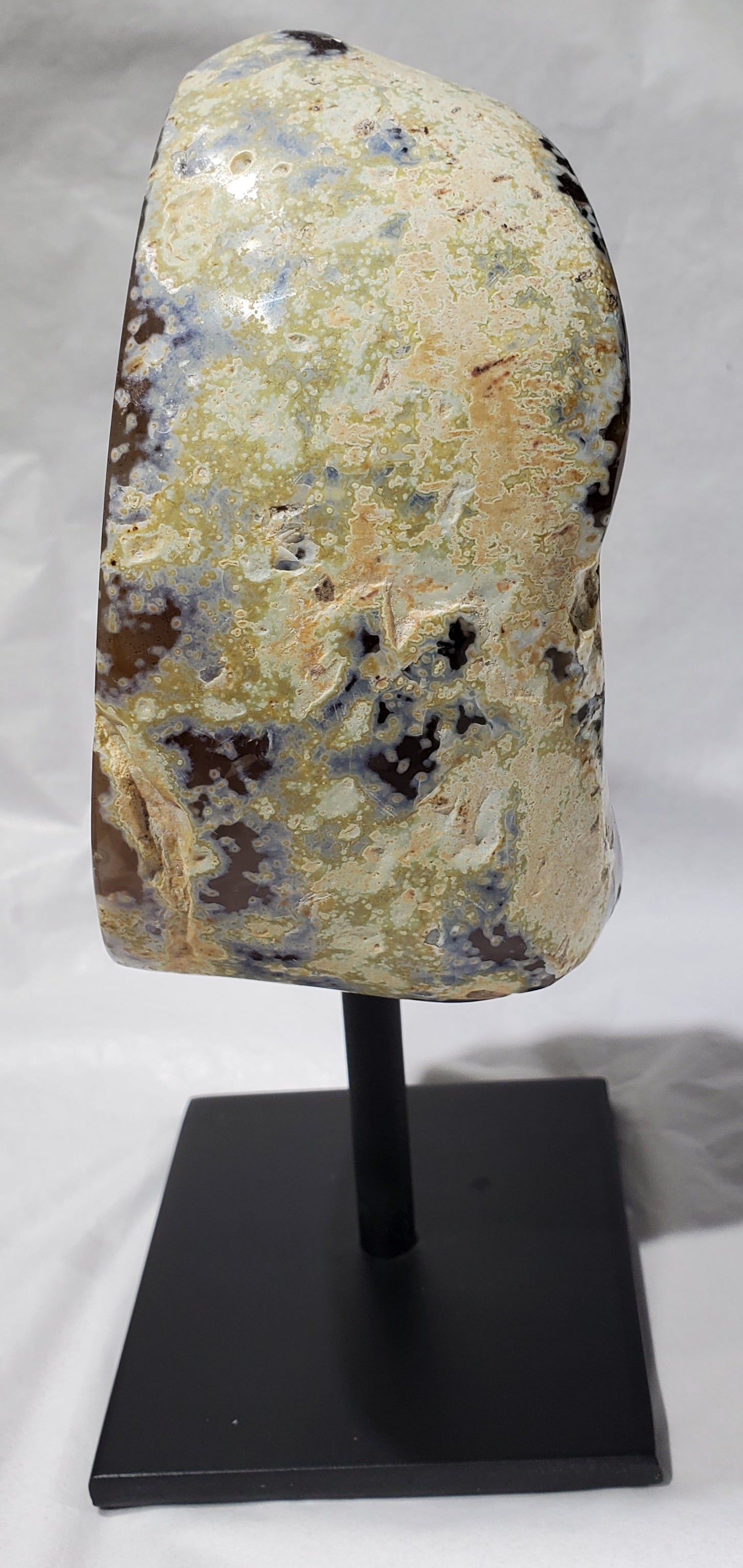 Geode on Custom Metal Stand, Brasil