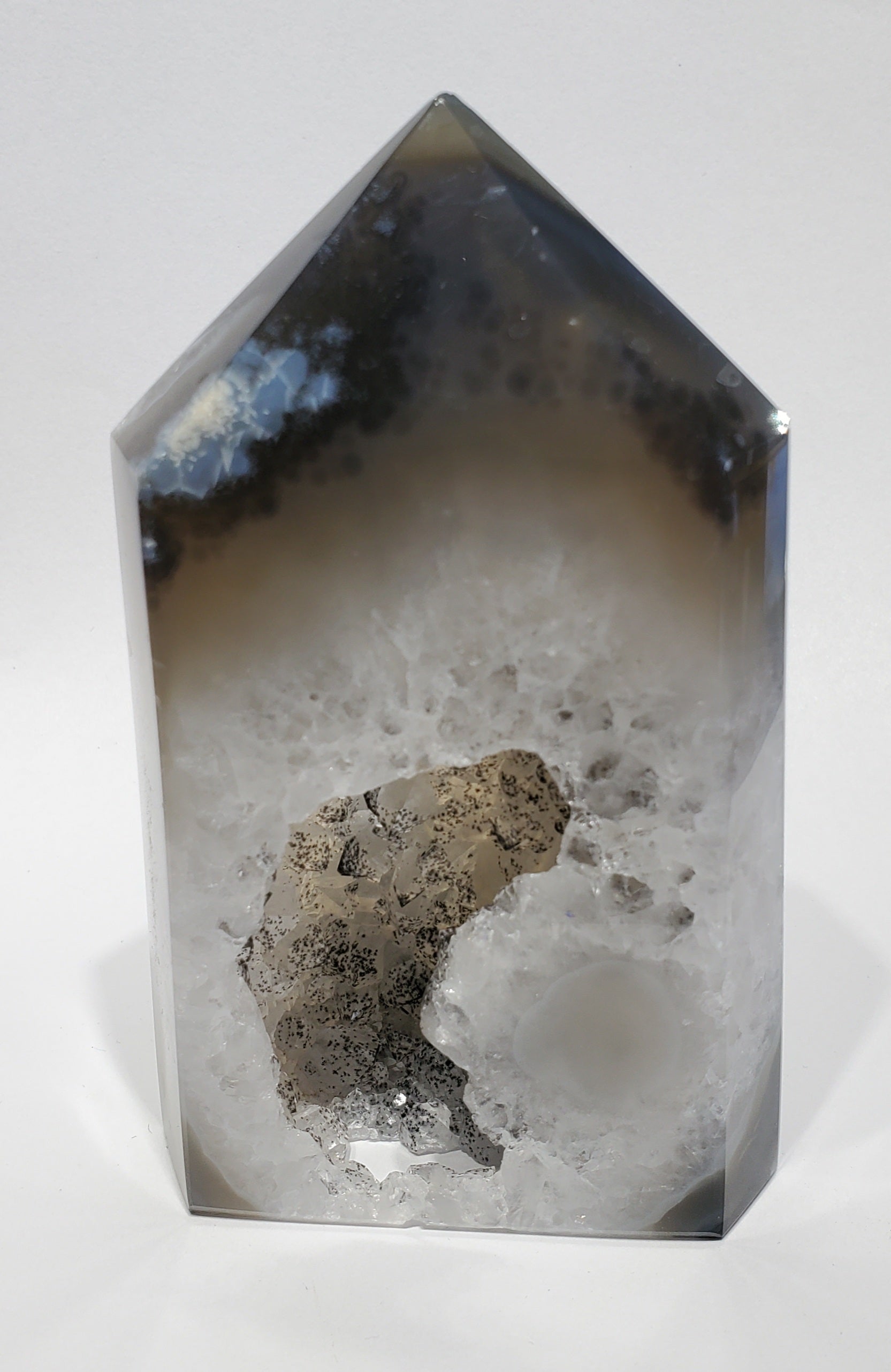Agate Point with Quartz and Hollandite (Brasil)