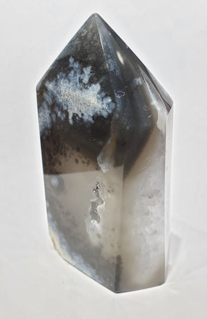 Agate Point with Quartz and Hollandite (Brasil)