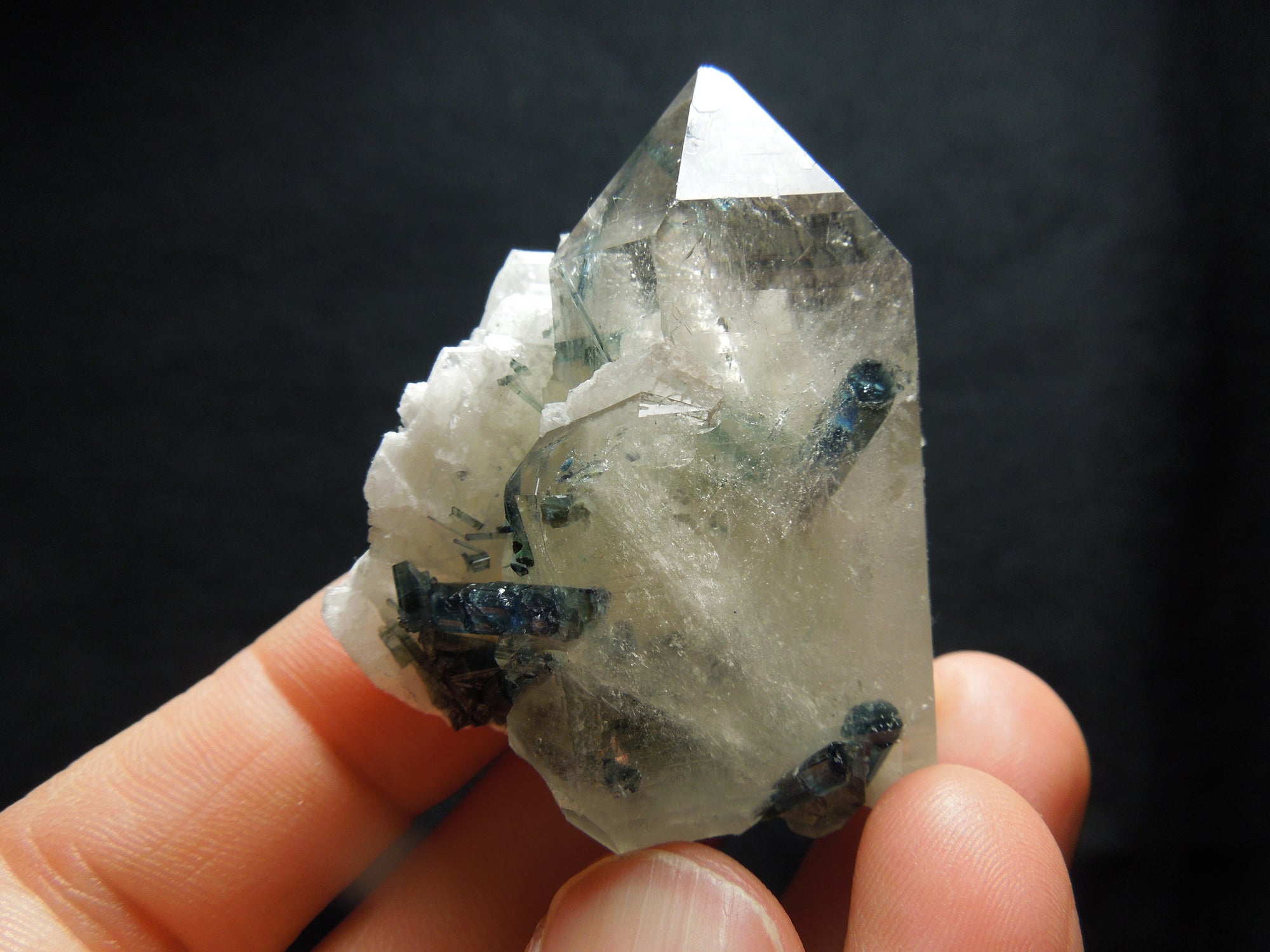 Quartz w/ Tourmaline and Cleavelandite