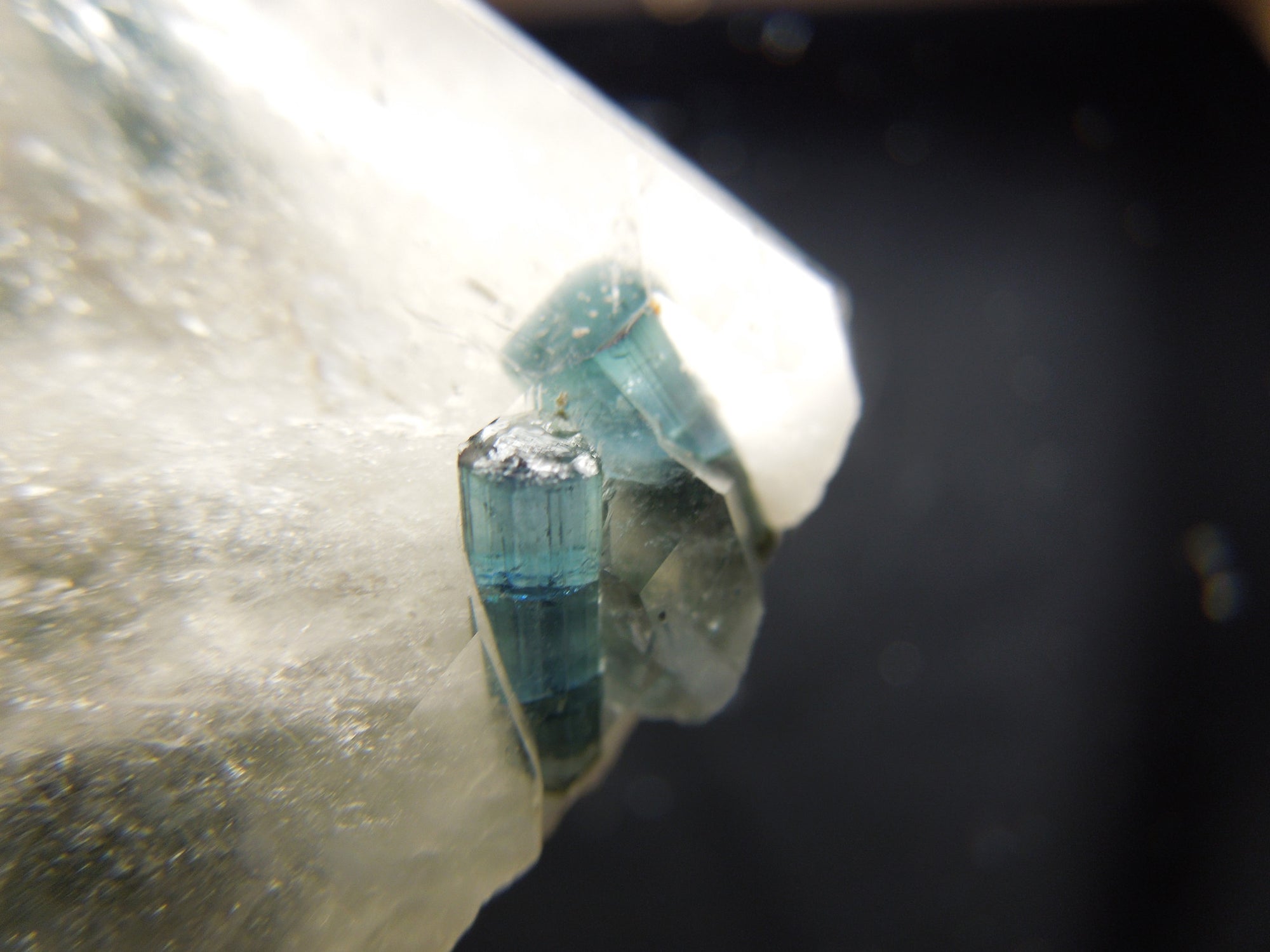 Quartz w/ Tourmaline and Cleavelandite