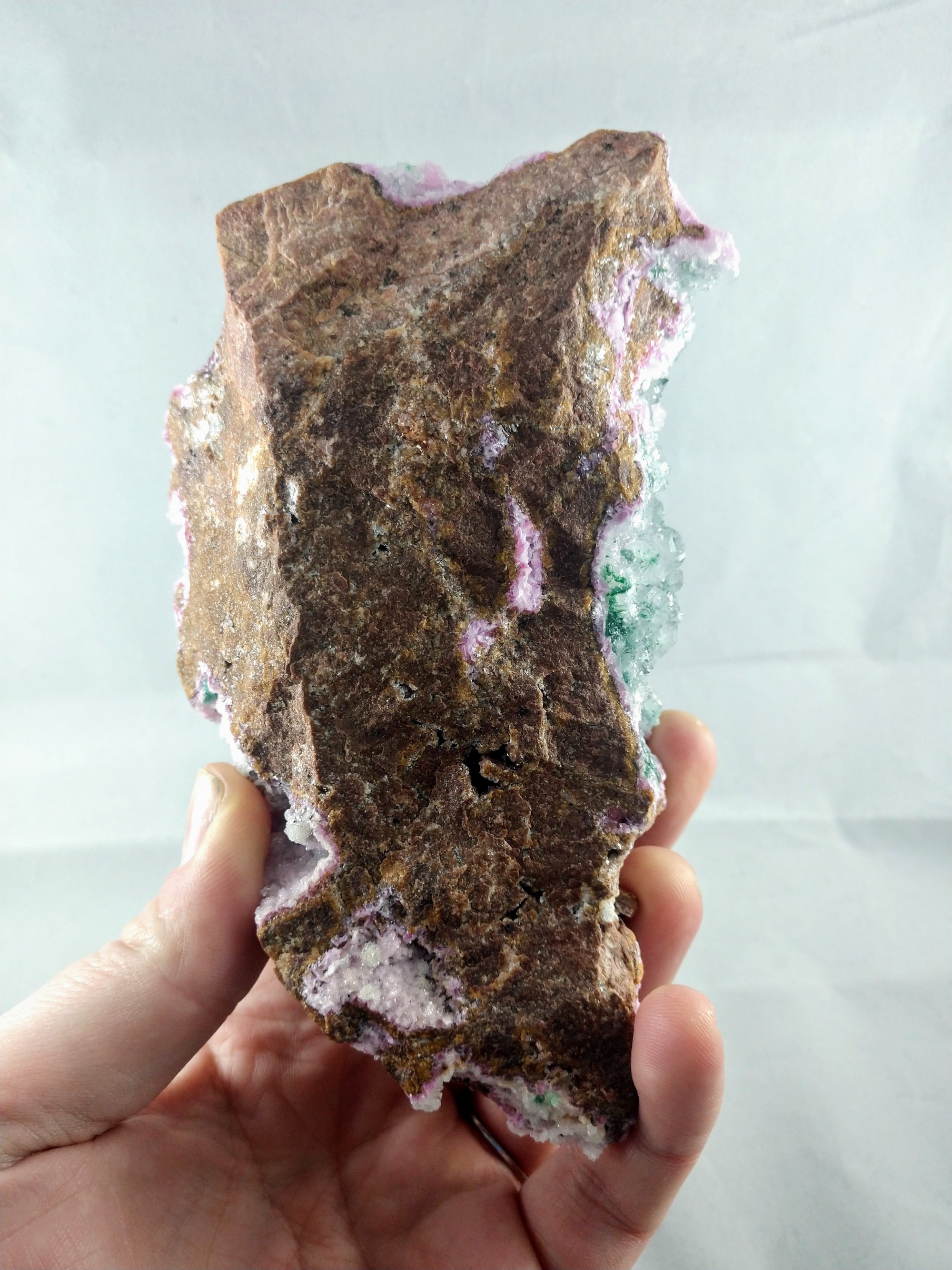 Spherocobaltite with malachite and quartz