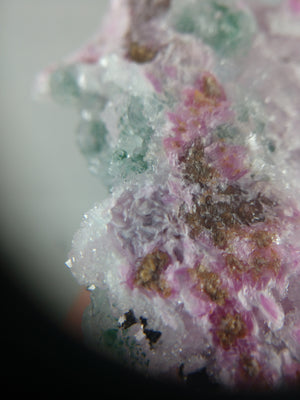 Spherocobaltite with malachite and quartz