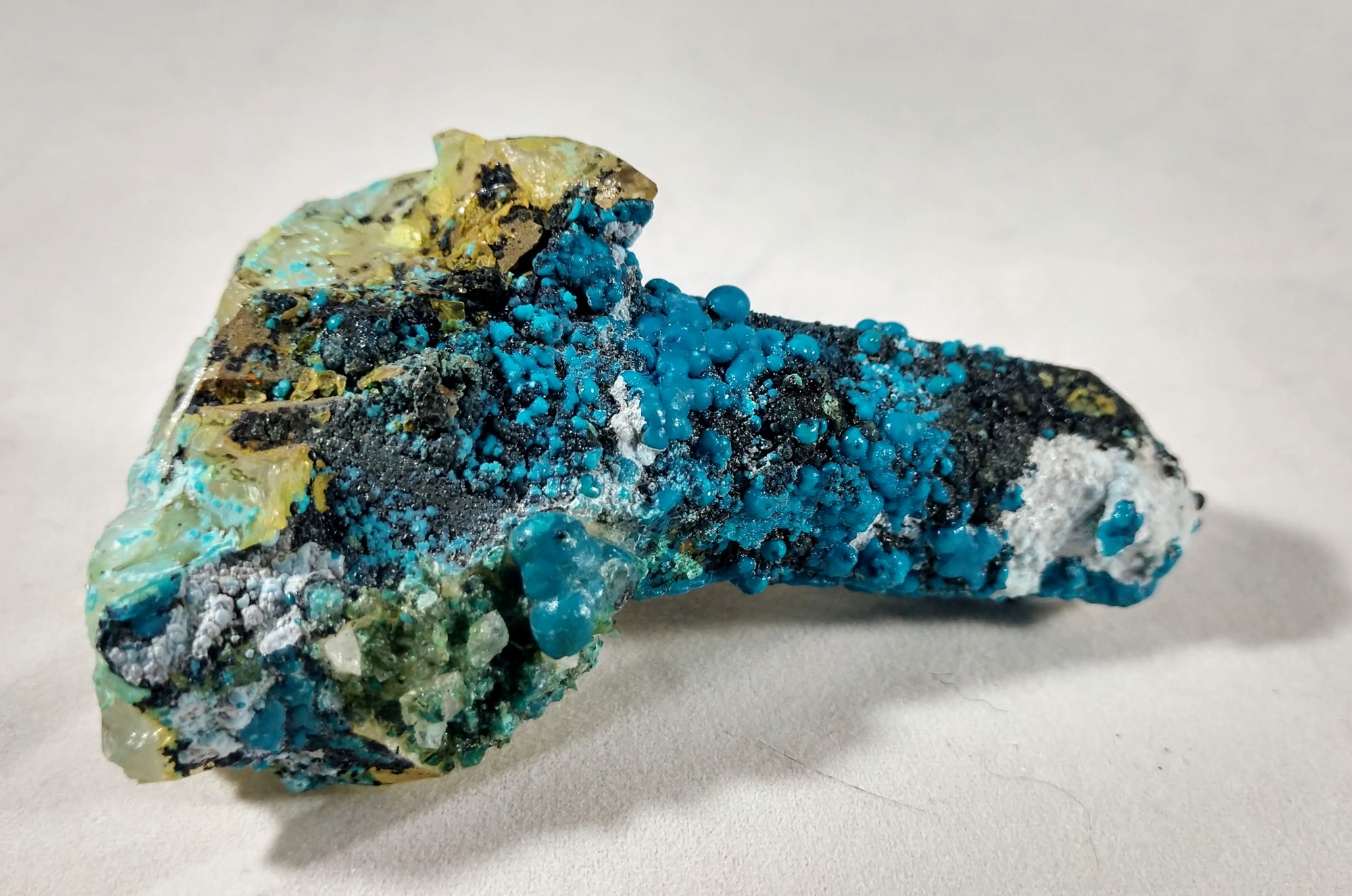 Chrysocolla over Quartz from Peru