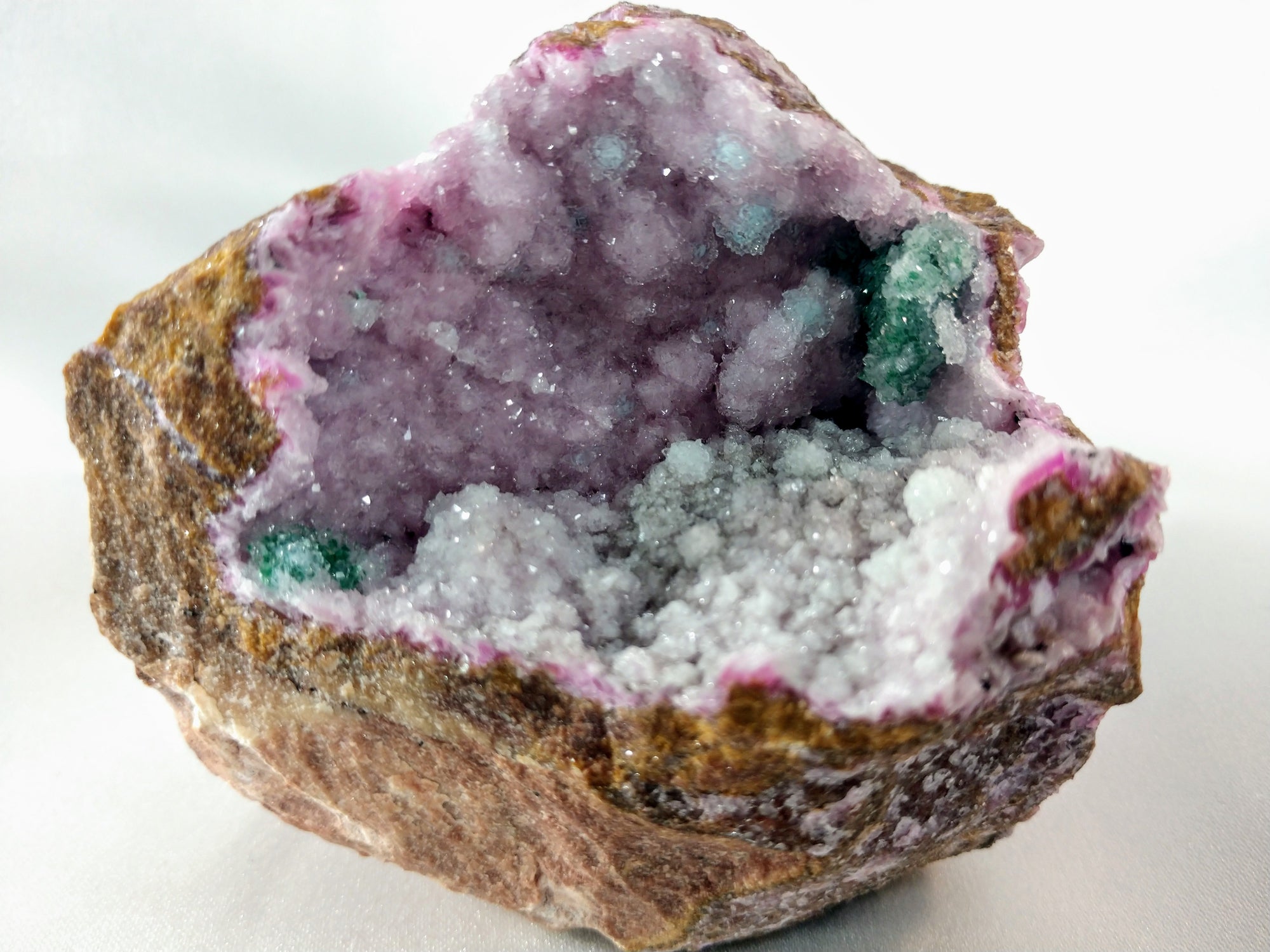Spherocobaltite with Malachite and Quartz 