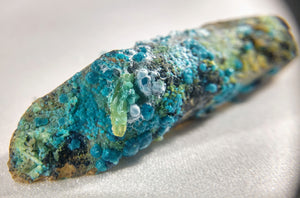 Chrysocolla over Quartz from Peru