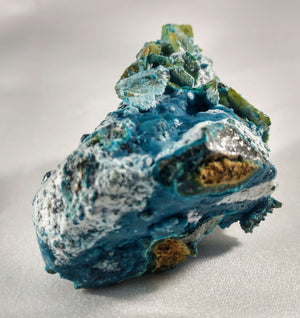 Chrysocolla over Quartz from Peru