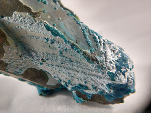 Chrysocolla over Quartz from Peru