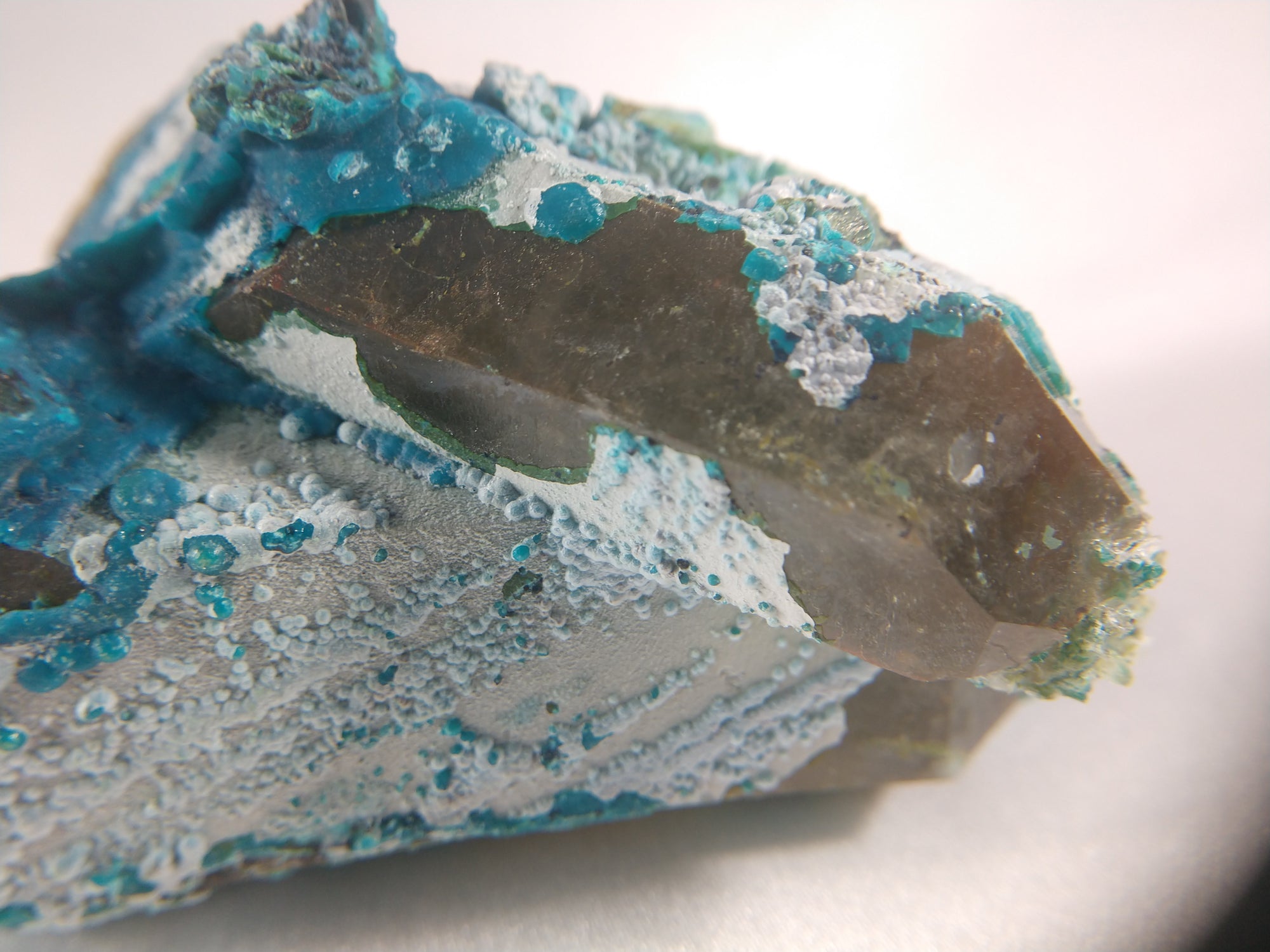 Chrysocolla over Quartz from Peru