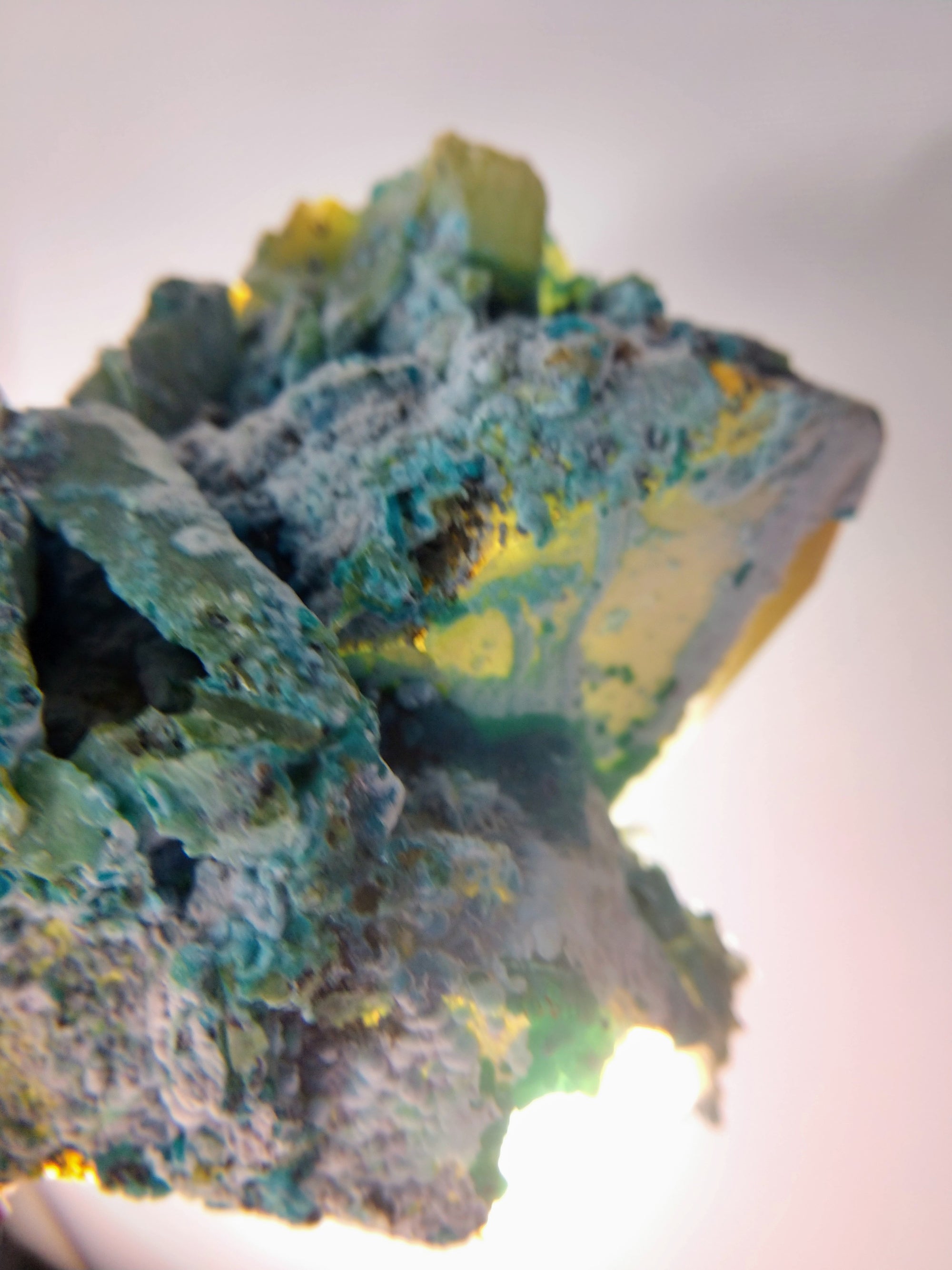 Chrysocolla over Quartz from Peru