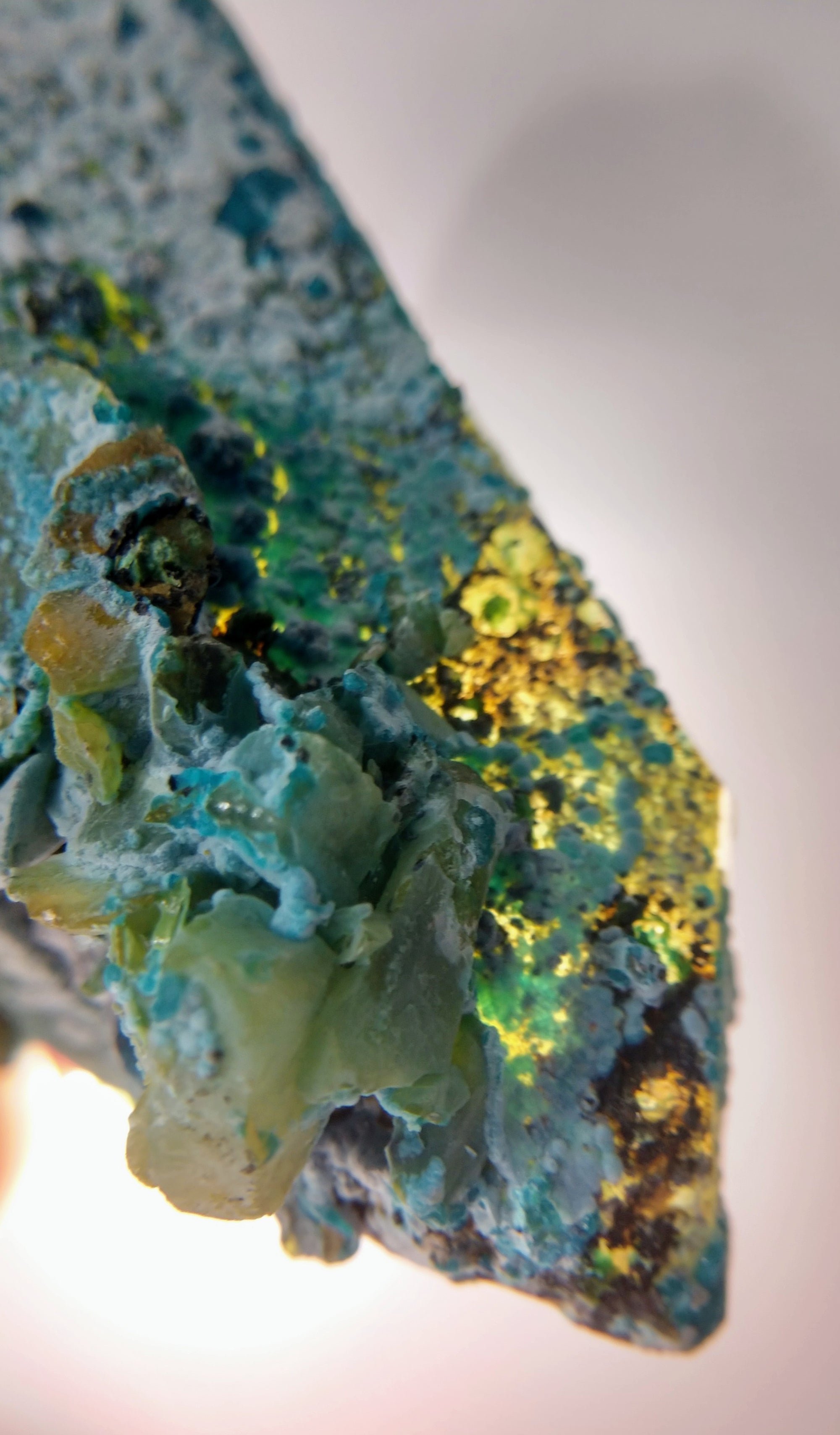 Chrysocolla over Quartz from Peru