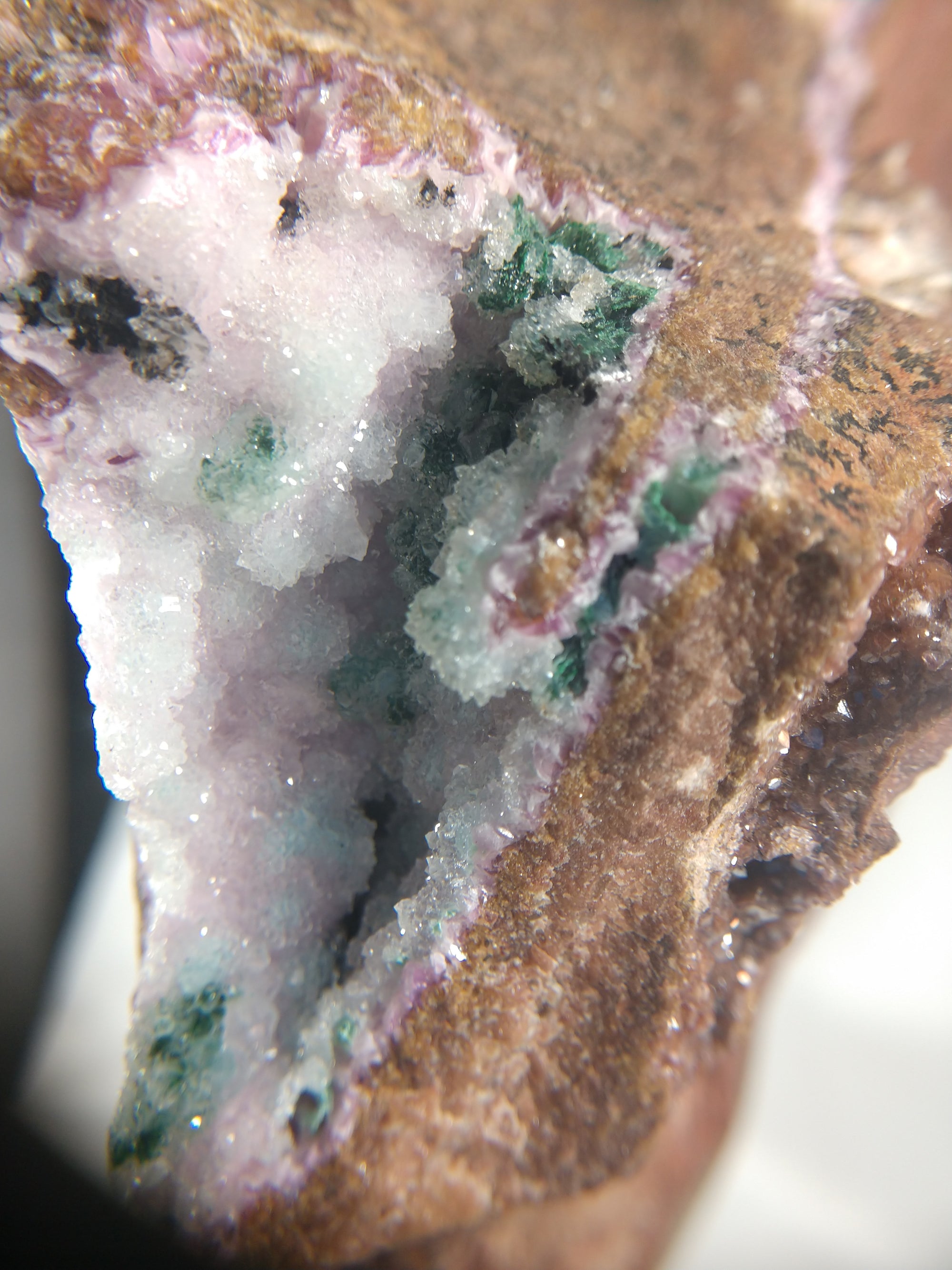 Spherocobaltite with Malachite and Quartz