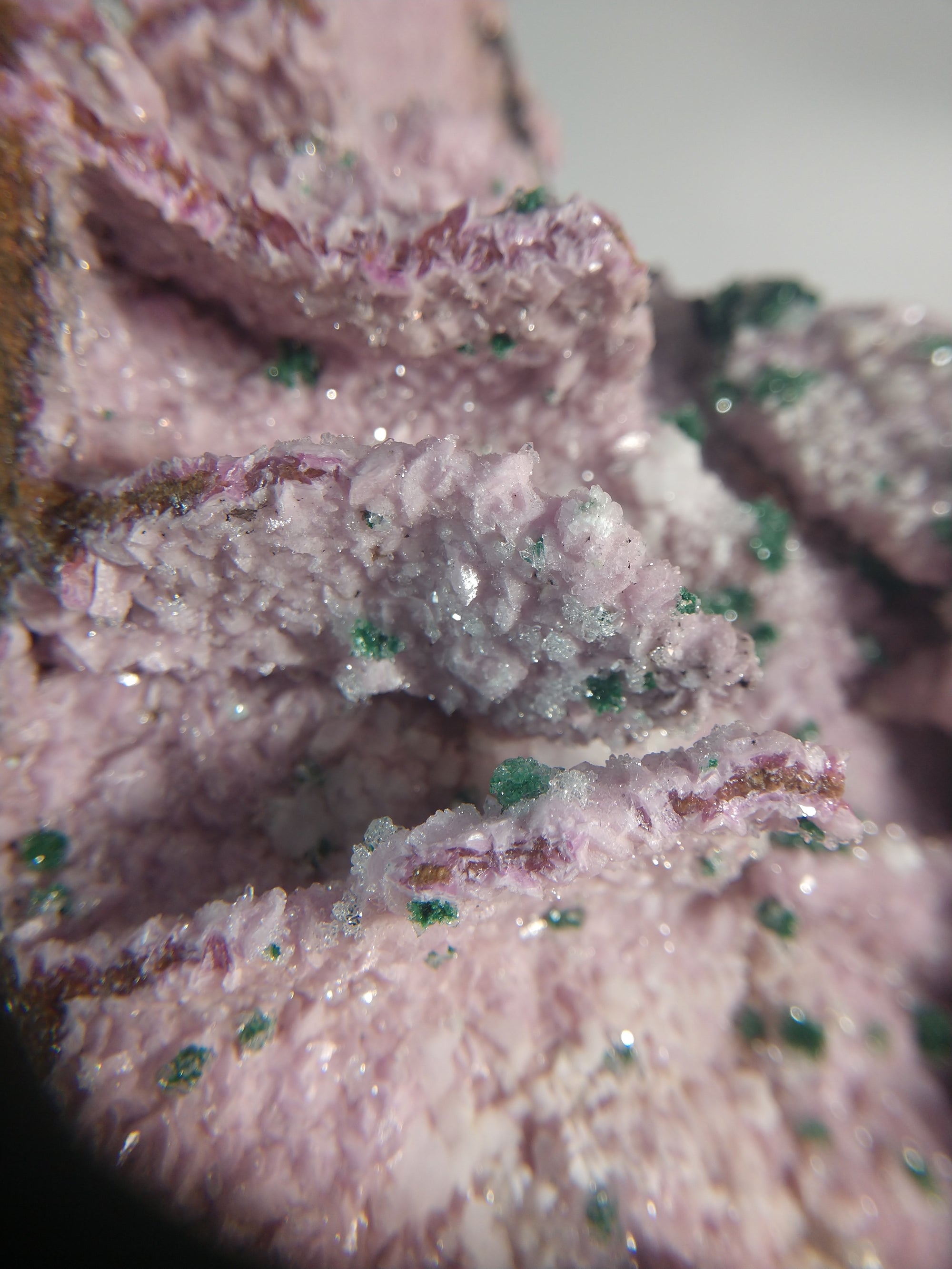 Spherocobaltite with Malachite and Quartz
