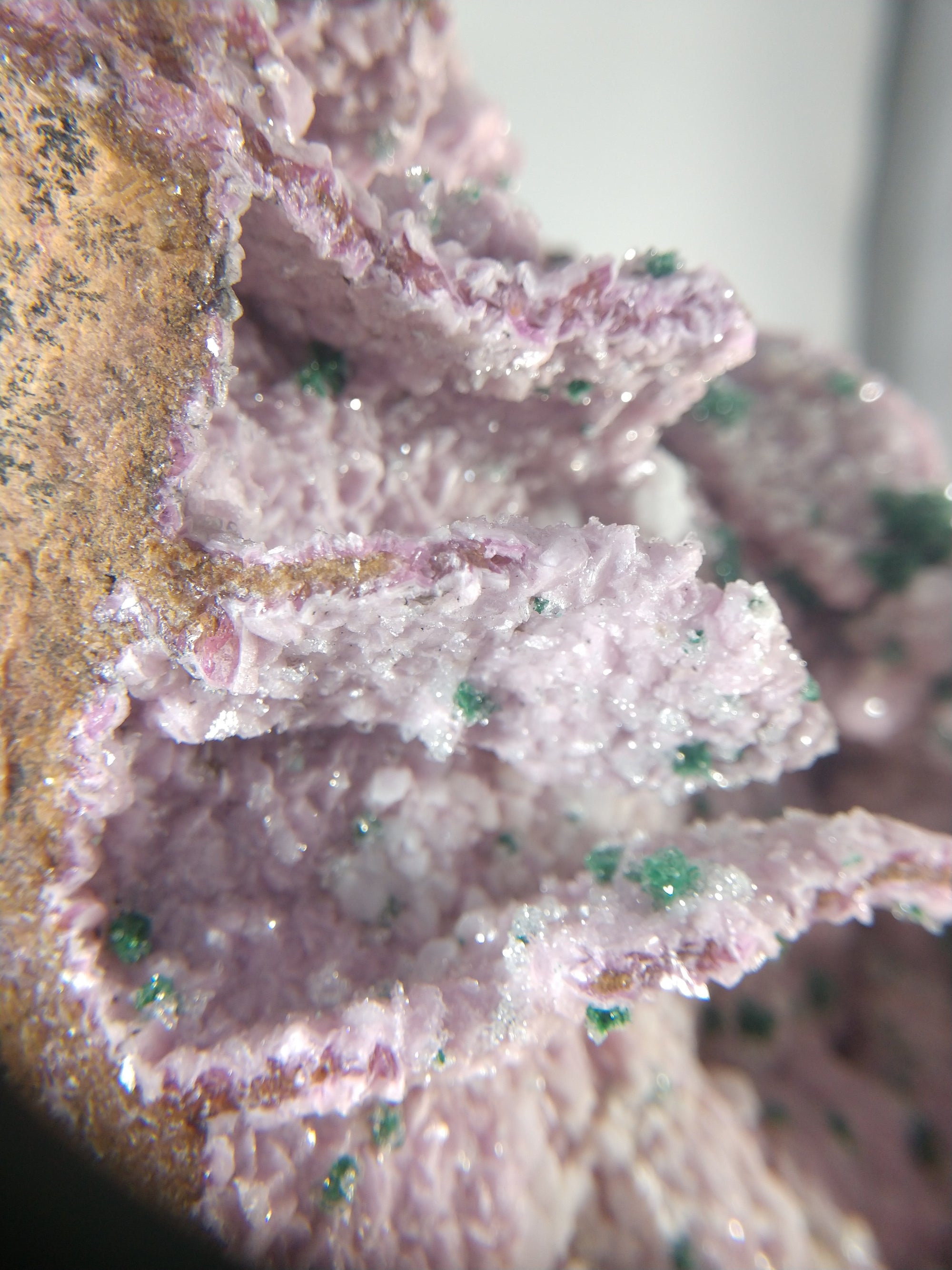 Spherocobaltite with Malachite and Quartz